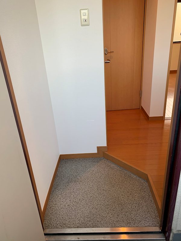 6/25 玄関