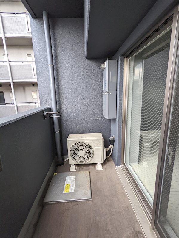 14/28 バルコニー