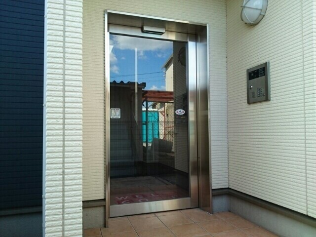 13/21 エントランス