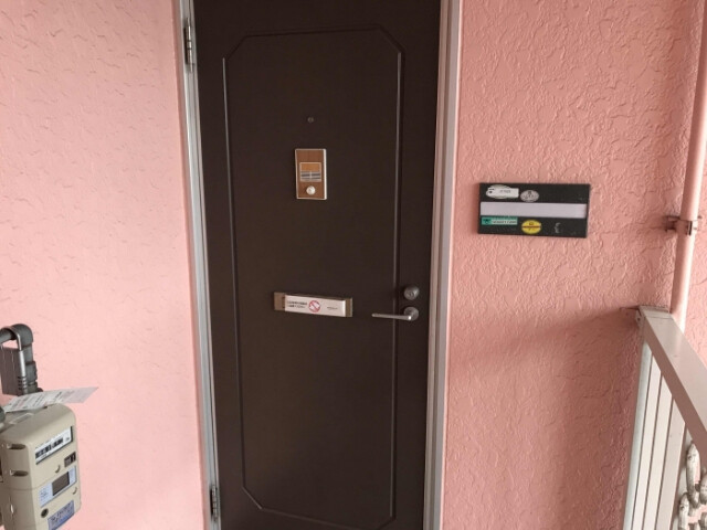 17/25 エントランス