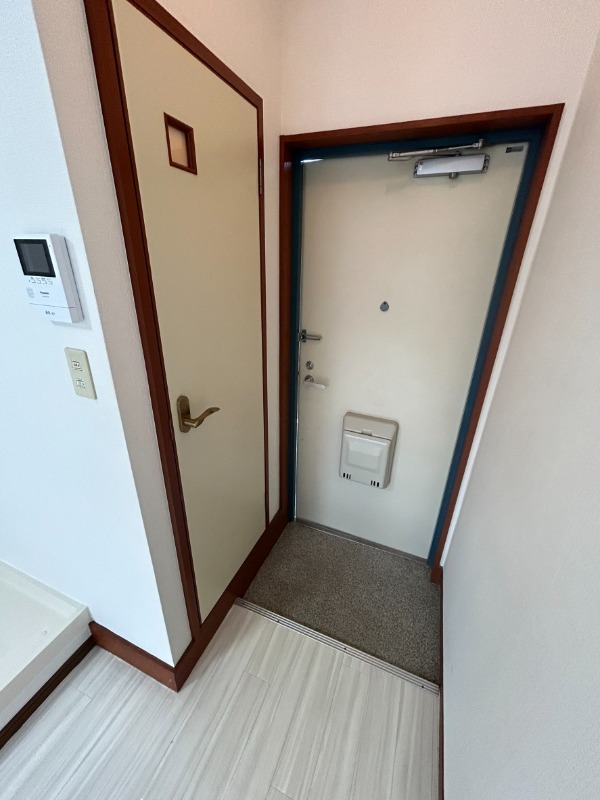 5/23 玄関