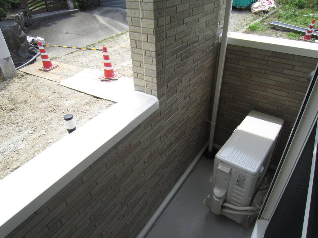 13/21 バルコニー