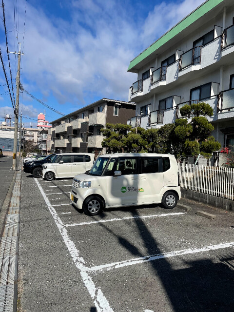 18/18 駐車場