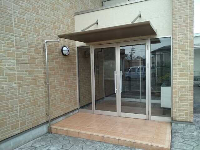 2/5 エントランス