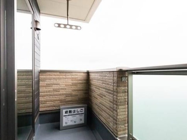 13/27 バルコニー