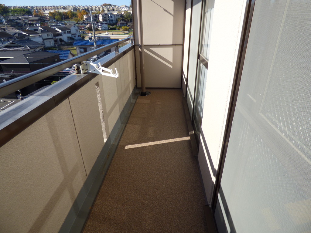 22/28 バルコニー