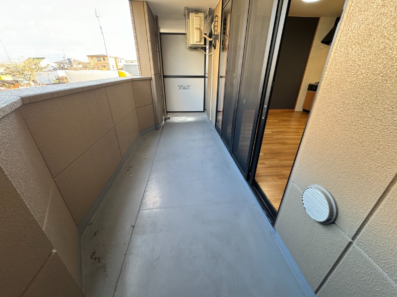 13/21 バルコニー