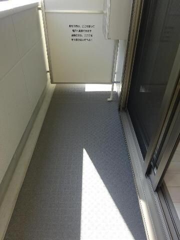 15/28 バルコニー