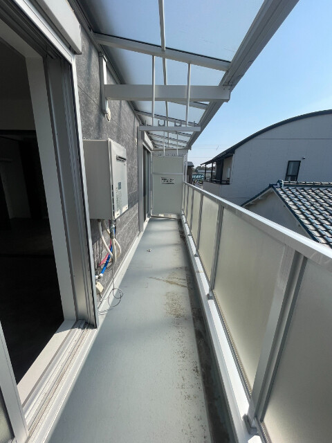 14/28 バルコニー