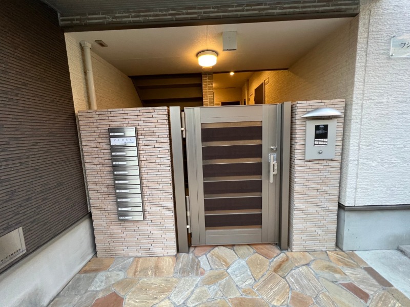 2/10 エントランス