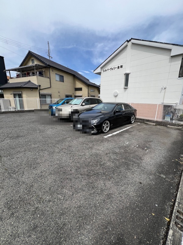 4/8 駐車場