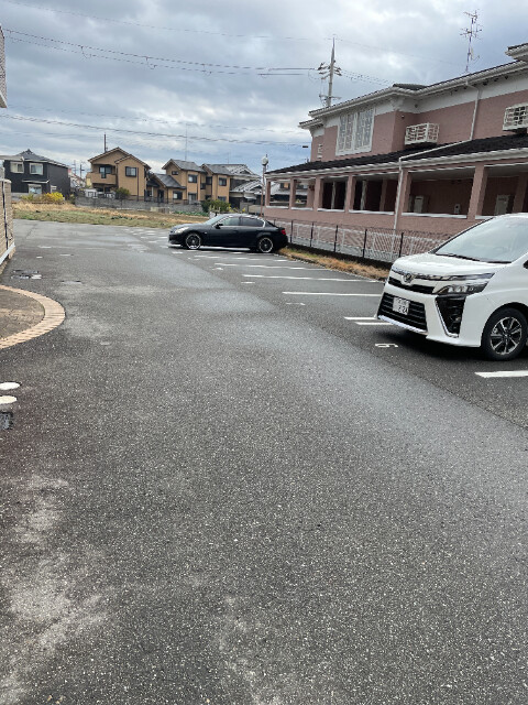 17/27 駐車場