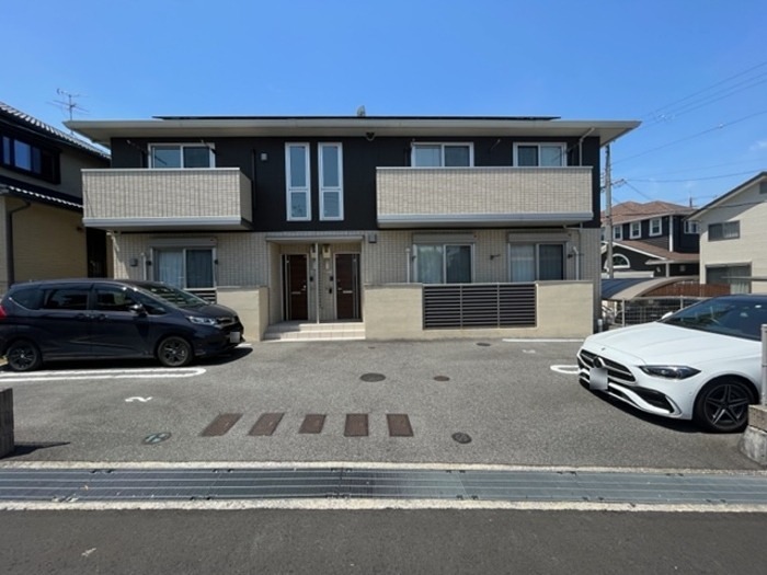 22/25 駐車場