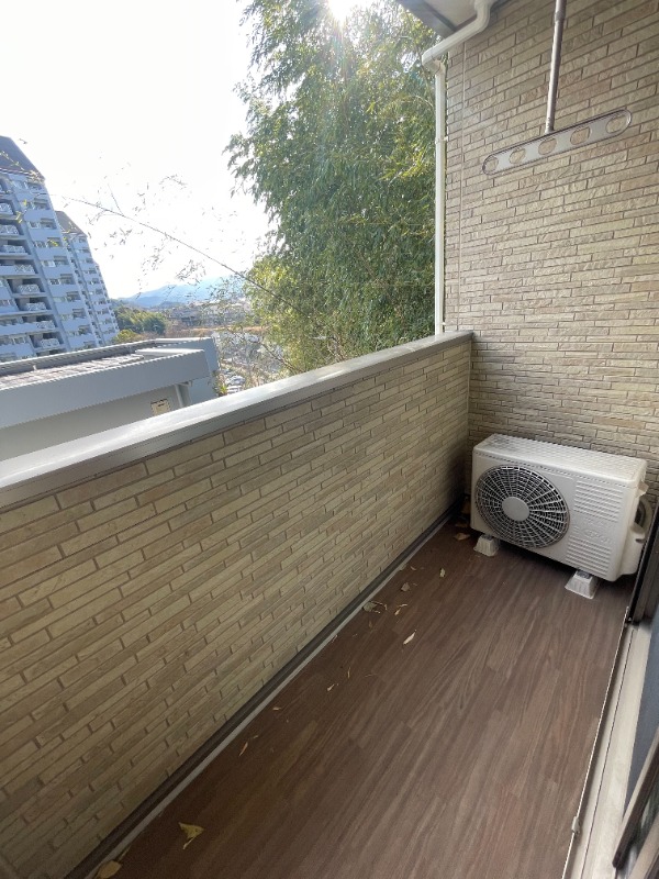 13/21 バルコニー