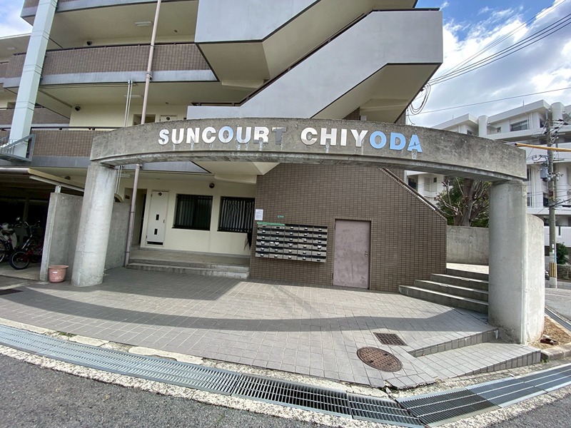 22/30 エントランス