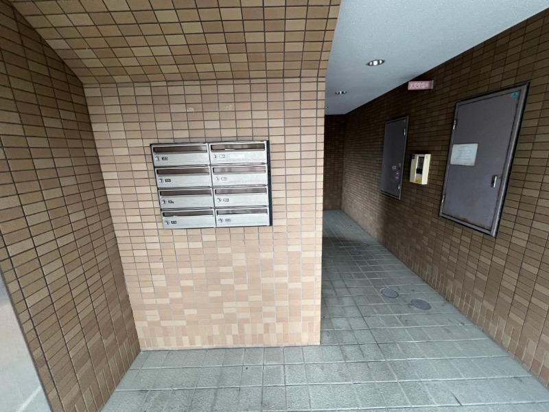 17/24 エントランス