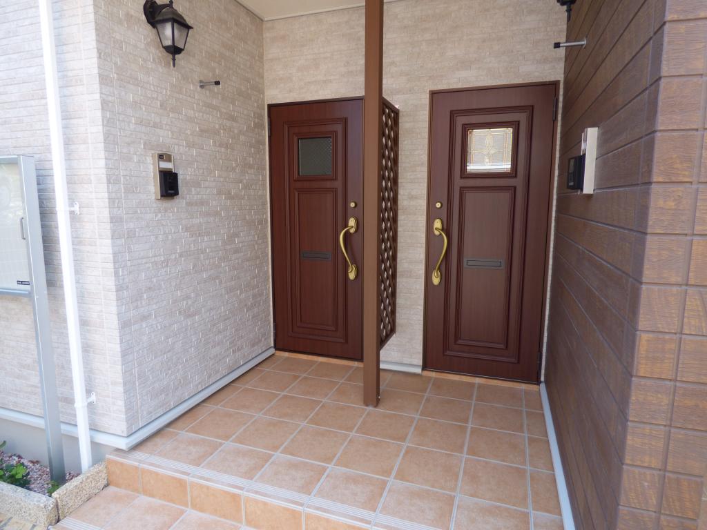 19/26 エントランス