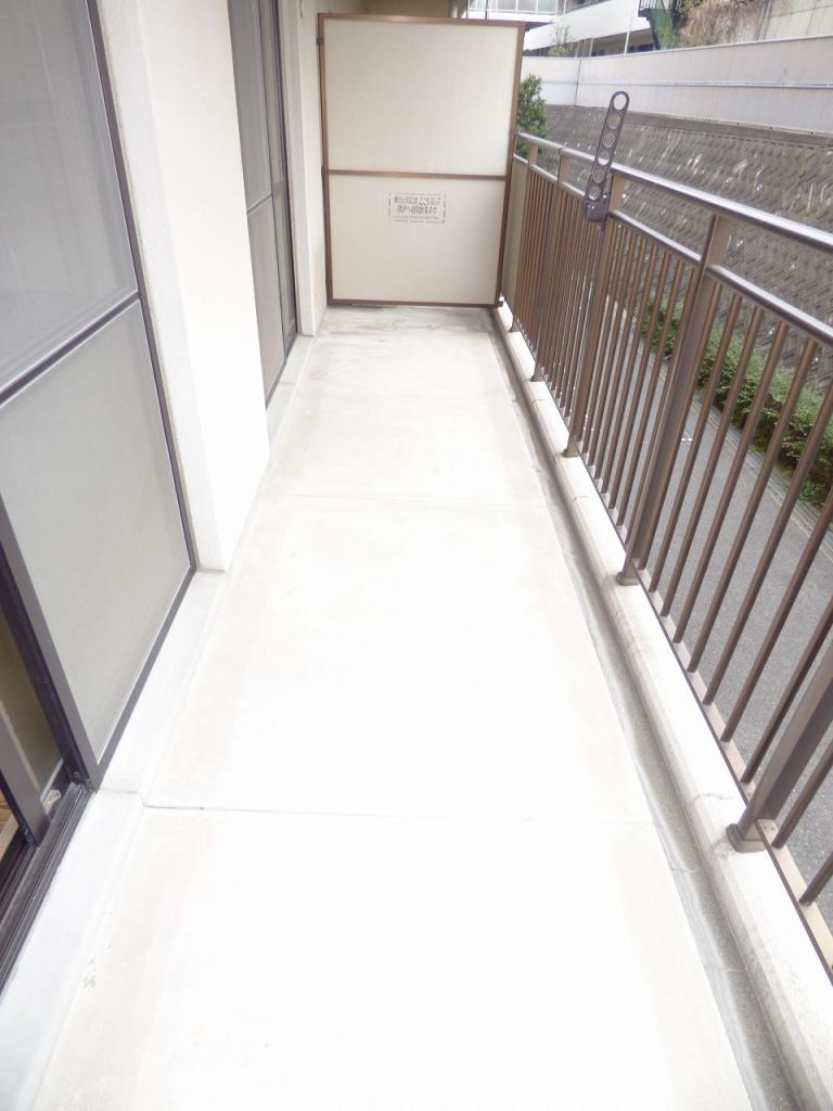 16/28 バルコニー