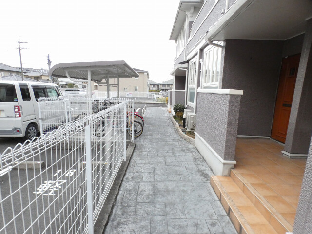 20/22 エントランス