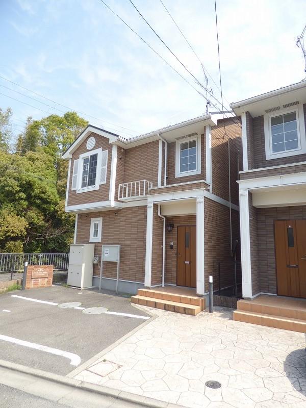 26/30 エントランス