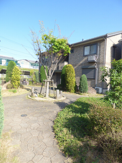 21/30 エントランス