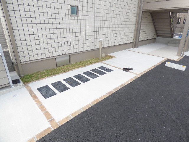 20/28 エントランス