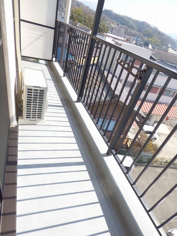 18/26 バルコニー