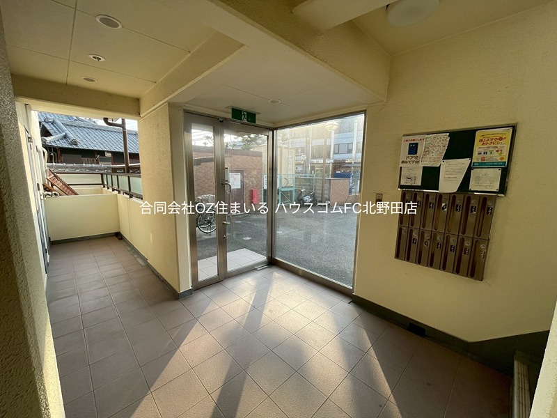 20/27 エントランス