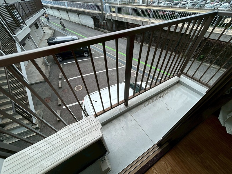 13/22 バルコニー