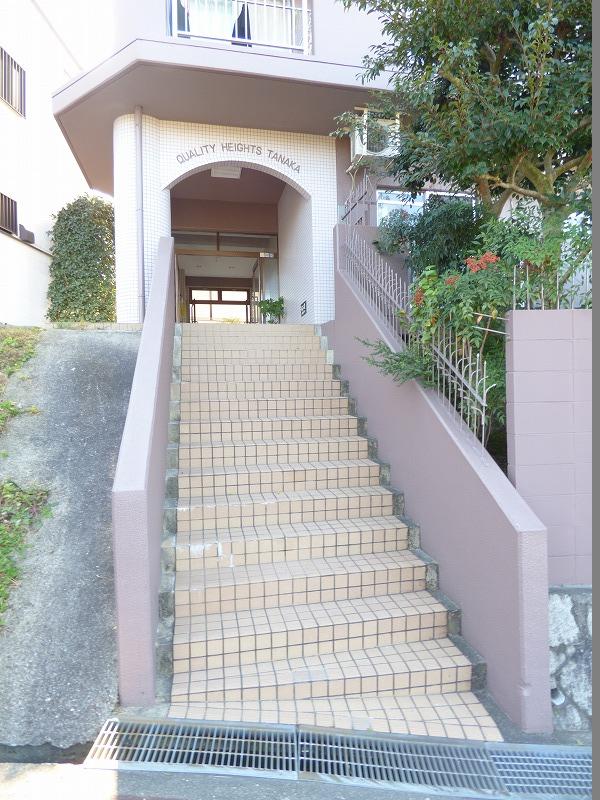 21/30 エントランス