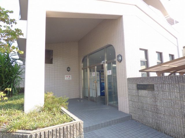 21/23 エントランス