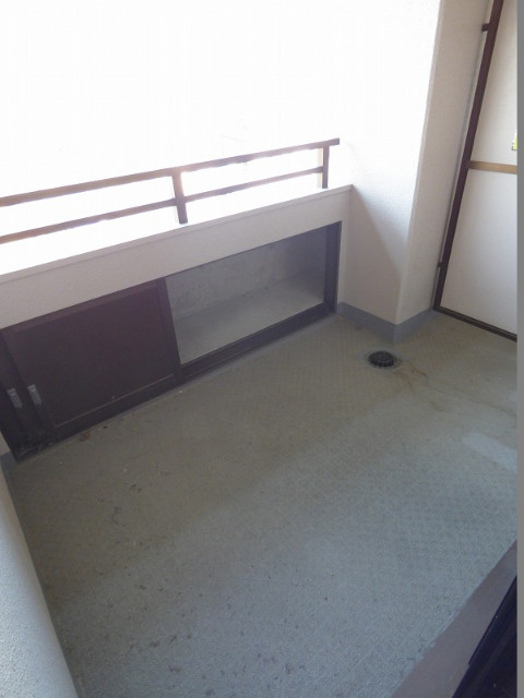 14/23 バルコニー