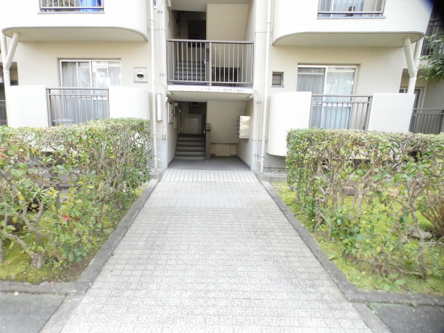 19/22 エントランス