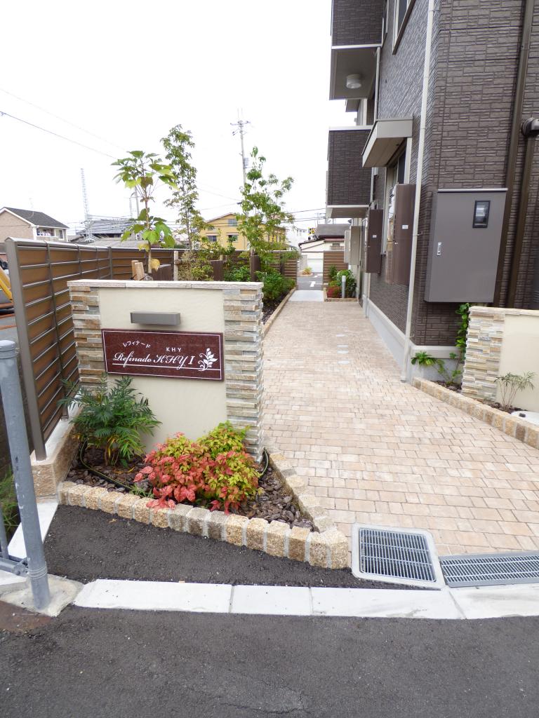 20/30 エントランス