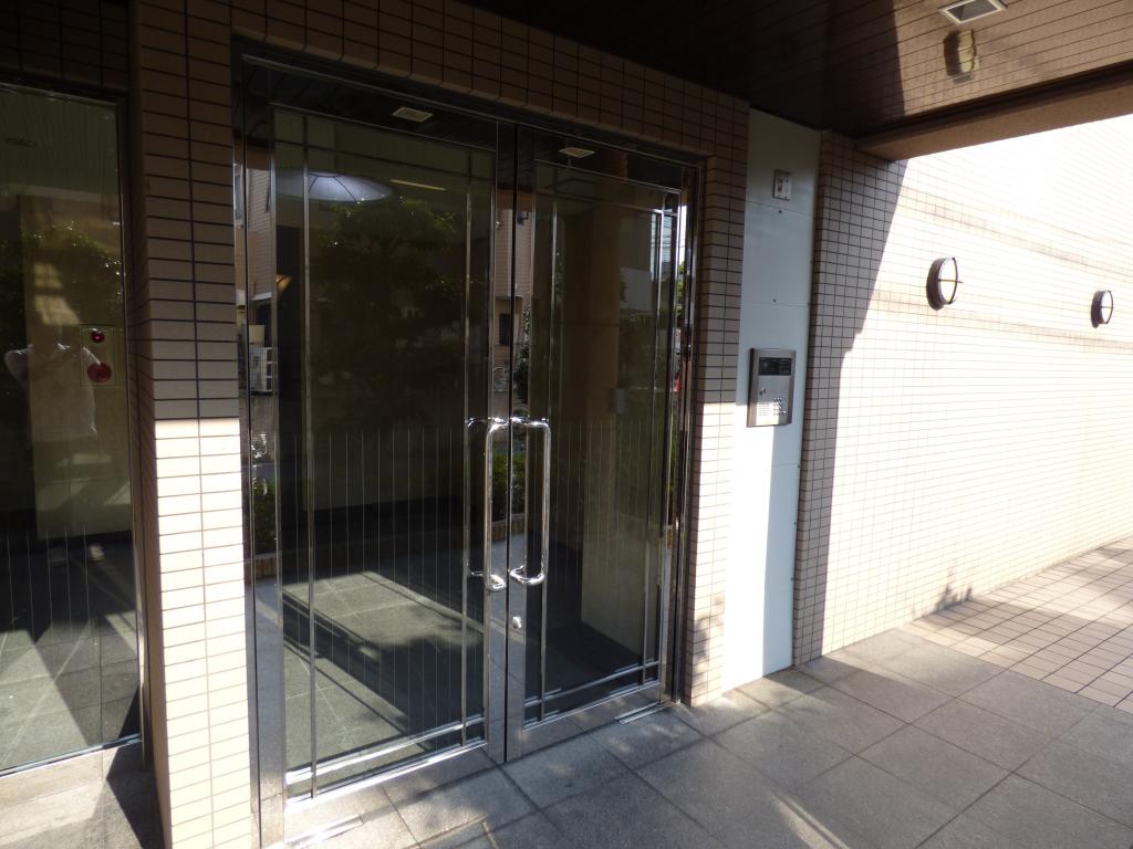 3/7 エントランス