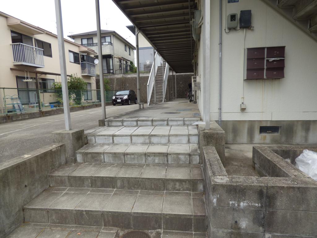 21/26 エントランス