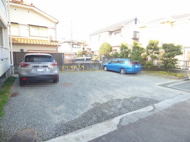 19/27 駐車場