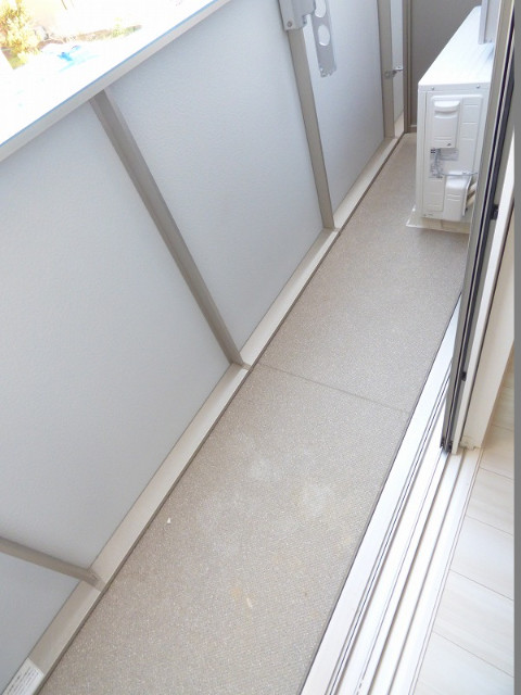 20/28 バルコニー