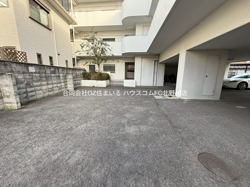 21/26 エントランス