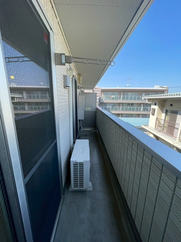 21/30 バルコニー