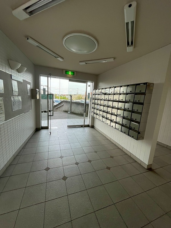 22/29 エントランス