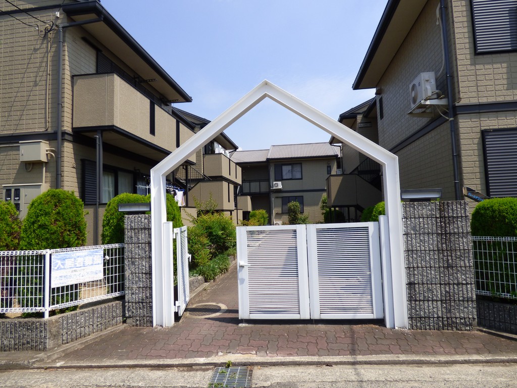 21/30 エントランス