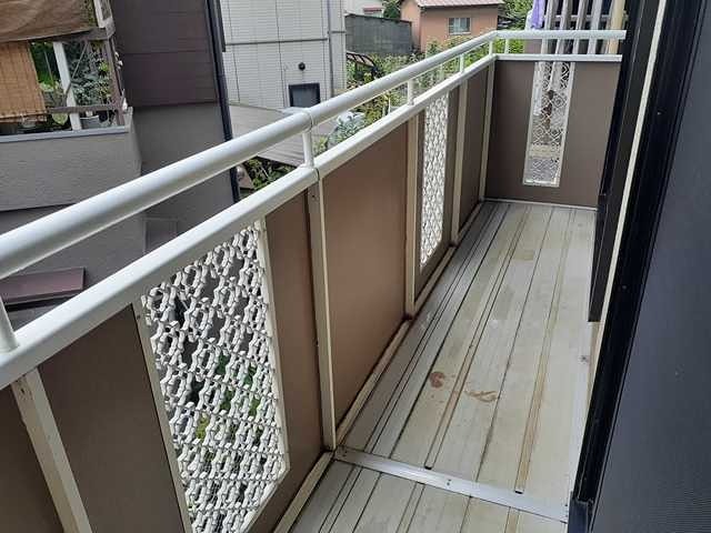 13/23 バルコニー