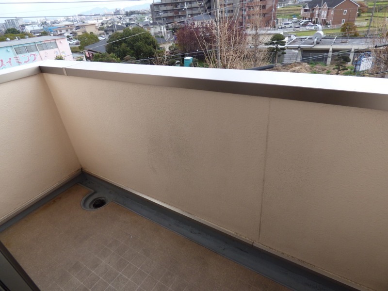 18/27 バルコニー