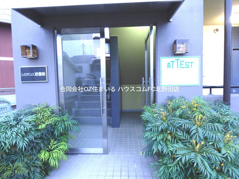 23/26 エントランス