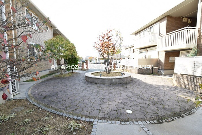 20/28 エントランス