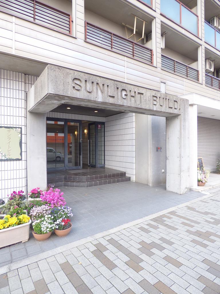 20/29 エントランス