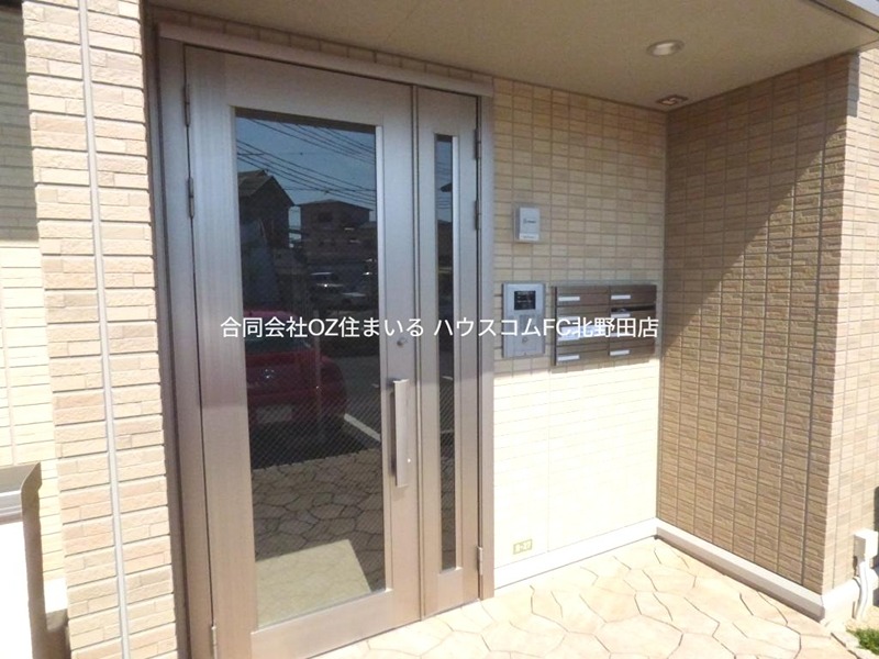 20/30 エントランス