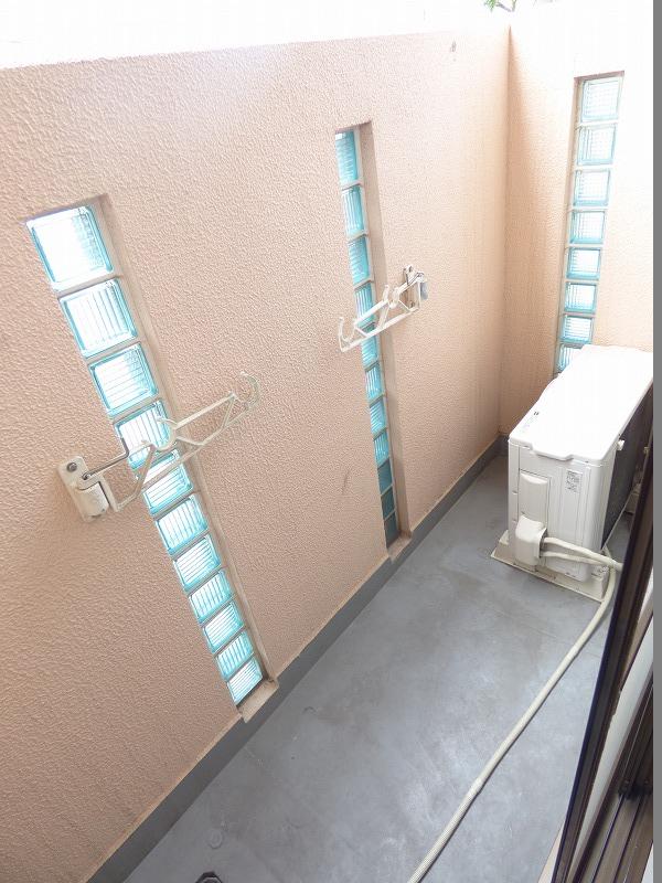 16/28 バルコニー