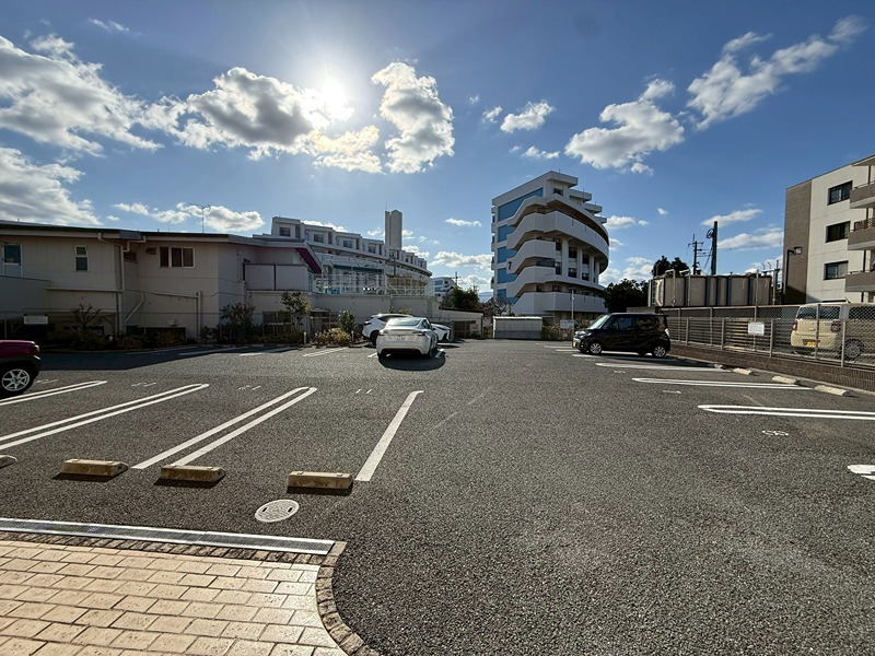 20/26 駐車場